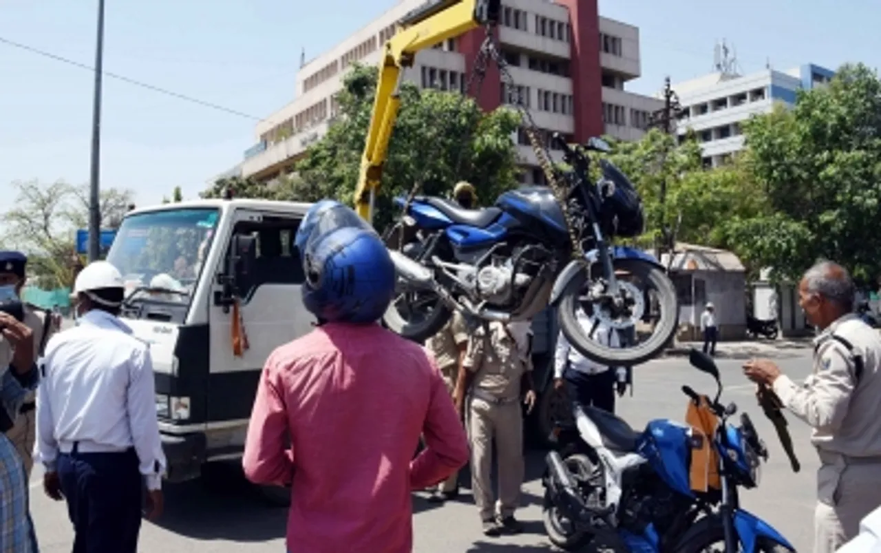 Apr 2020,Patna,Violaters fined during lockdown,Violaters,lockdown