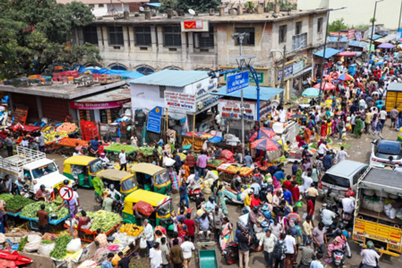 Bengaluru: Festive rush at KR Market on the occasion of the Diwali festival