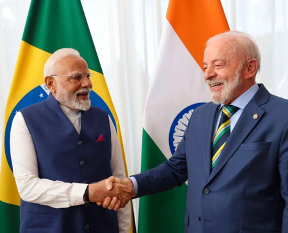 Brasília: PM Modi with Brazilian President Luiz Inácio Lula da Silva