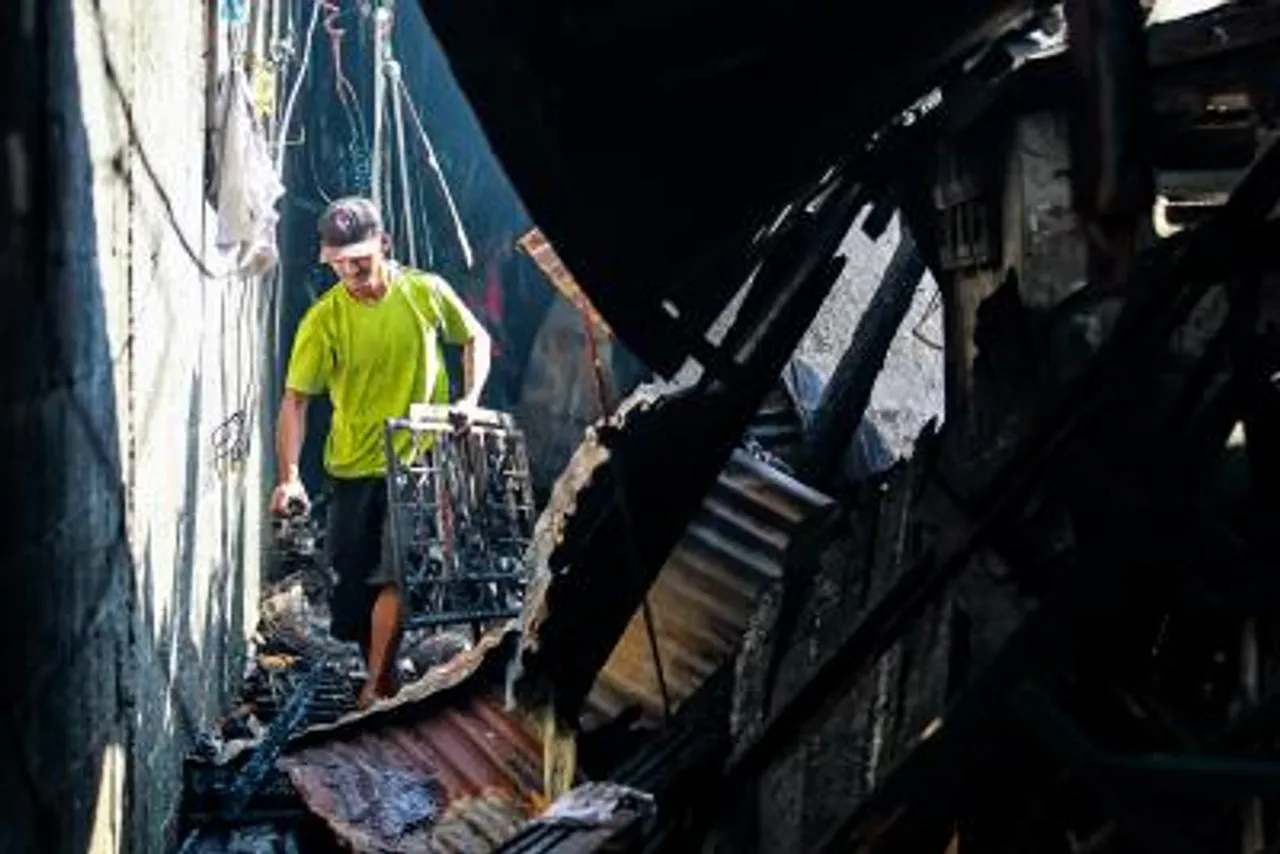 (230120) PHILIPPINES-MANILA-RESIDENTIAL FIRE-AFTERMATH