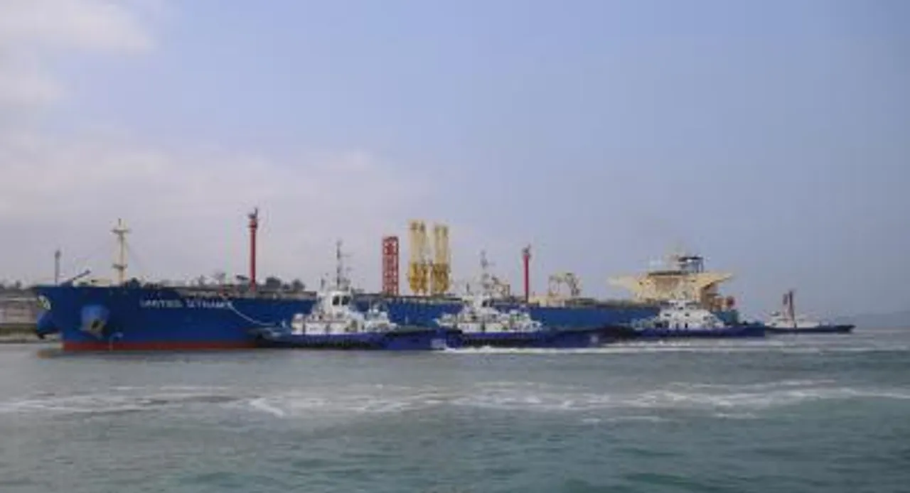 मादुरों की गिरफ्तारी के बाद मरीन में ट्रंप का एक्शन, अमेरिकी सेना ने दो टैंकरों पर किया कब्जा