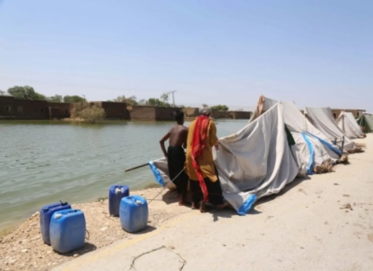 flood,people, flood water,Pakistan,