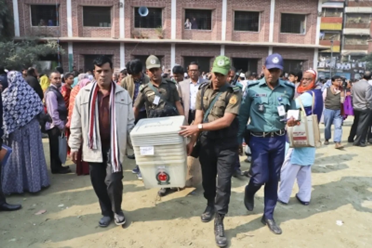 Dec 2018,Dhaka,Security checks,Security,elections,Bangladesh,Preparations underway,Election material,distribution centre