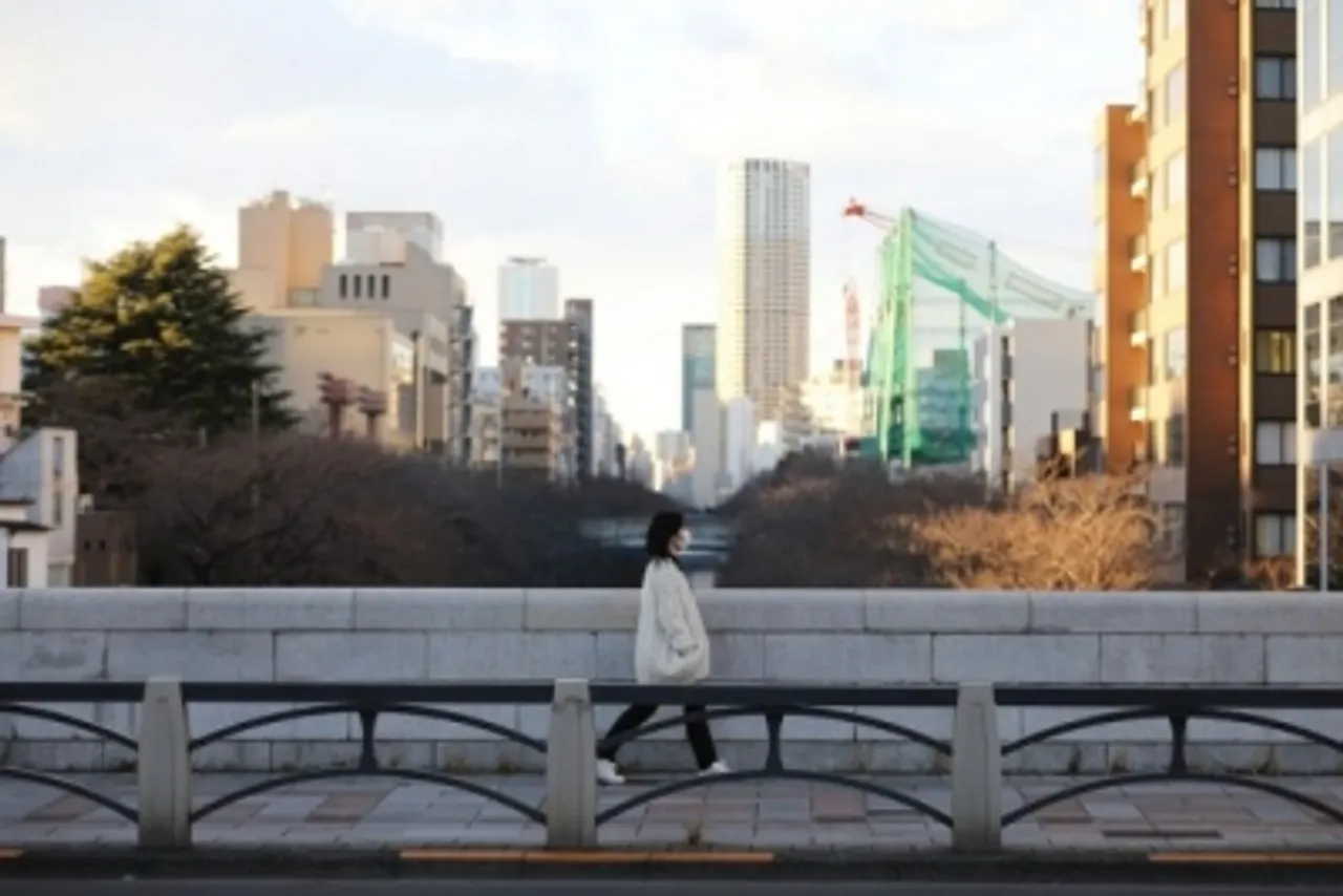 Tokyo,sightseeing spot,face mask , Source : Xinhua