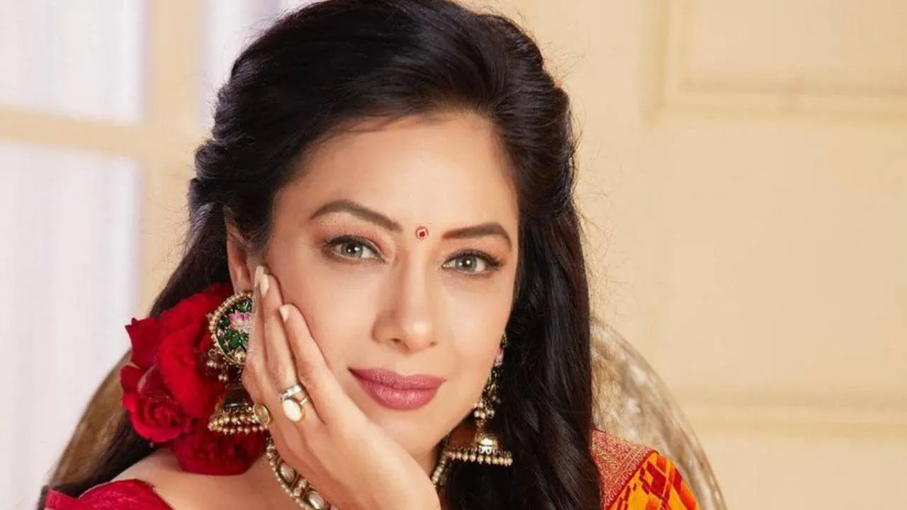 Rupali ganguly education