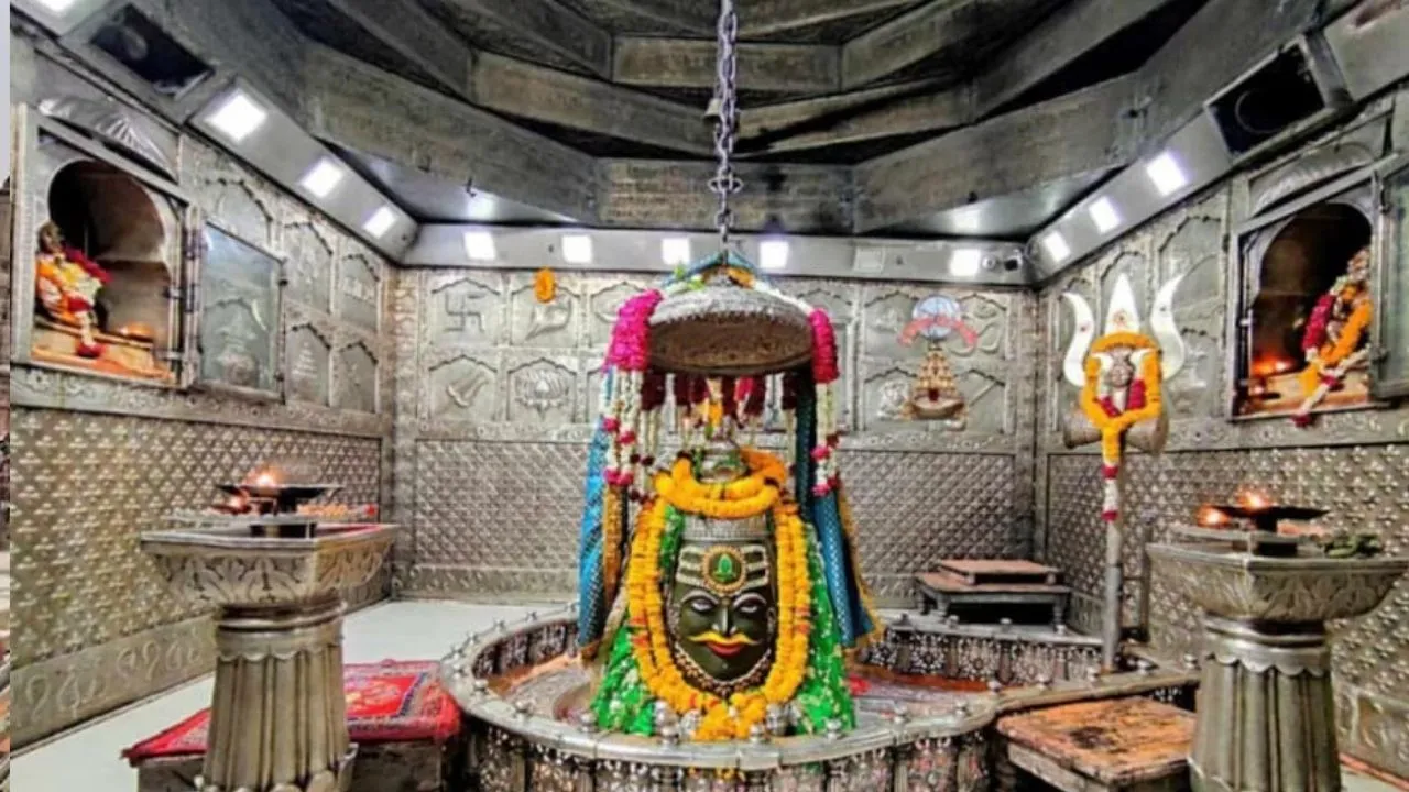 Sawan 2024: भगवान भोलेनाथ के दर्शन मात्र से यहां होती मोक्ष की प्राप्ति, ये हैं भारत की प्रसिद्ध शिव मंदिर श्रृंखला