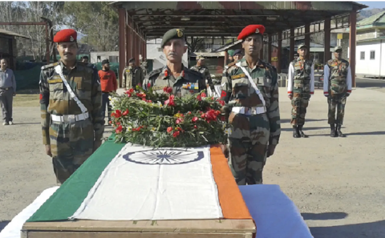 शहीद के परिवार का बुरा हाल, रोजी रोटी के लिए तरस रहा है परिवार