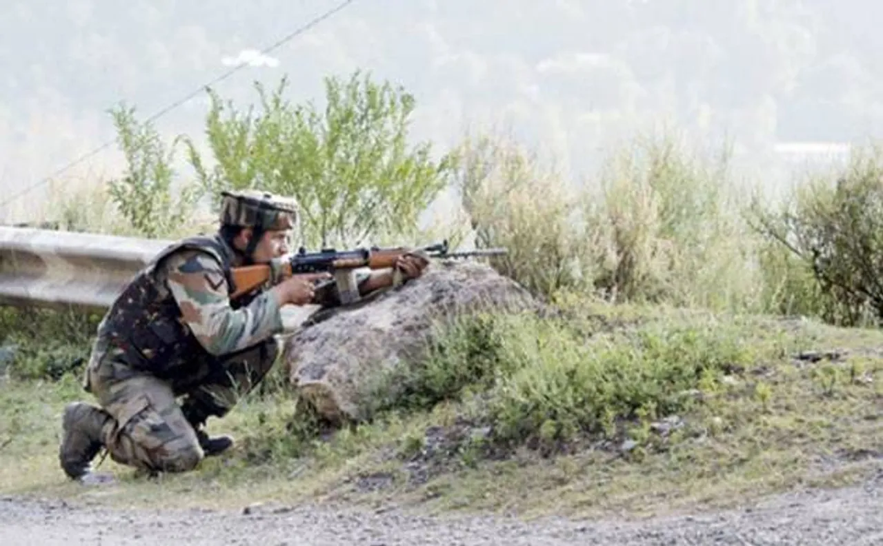 जम्मू-कश्मीर: पाकिस्तान ने तोड़ा सीजफायर, जवाबी कार्रवाई में पाक के 2 सैनिक ढेर