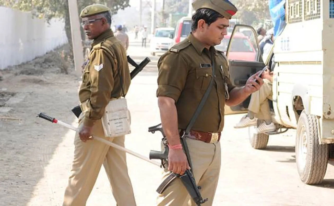 जाने क्यों, यूपी में सभी अधिकारी और पुलिसकर्मियों की छुट्टियां हुई रद्द