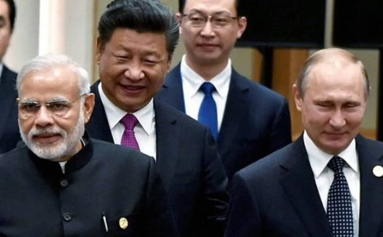 पाकिस्तान बातचीत से सुलझाये हालात, लड़ाई से नहीं बनेगी बात- रूस