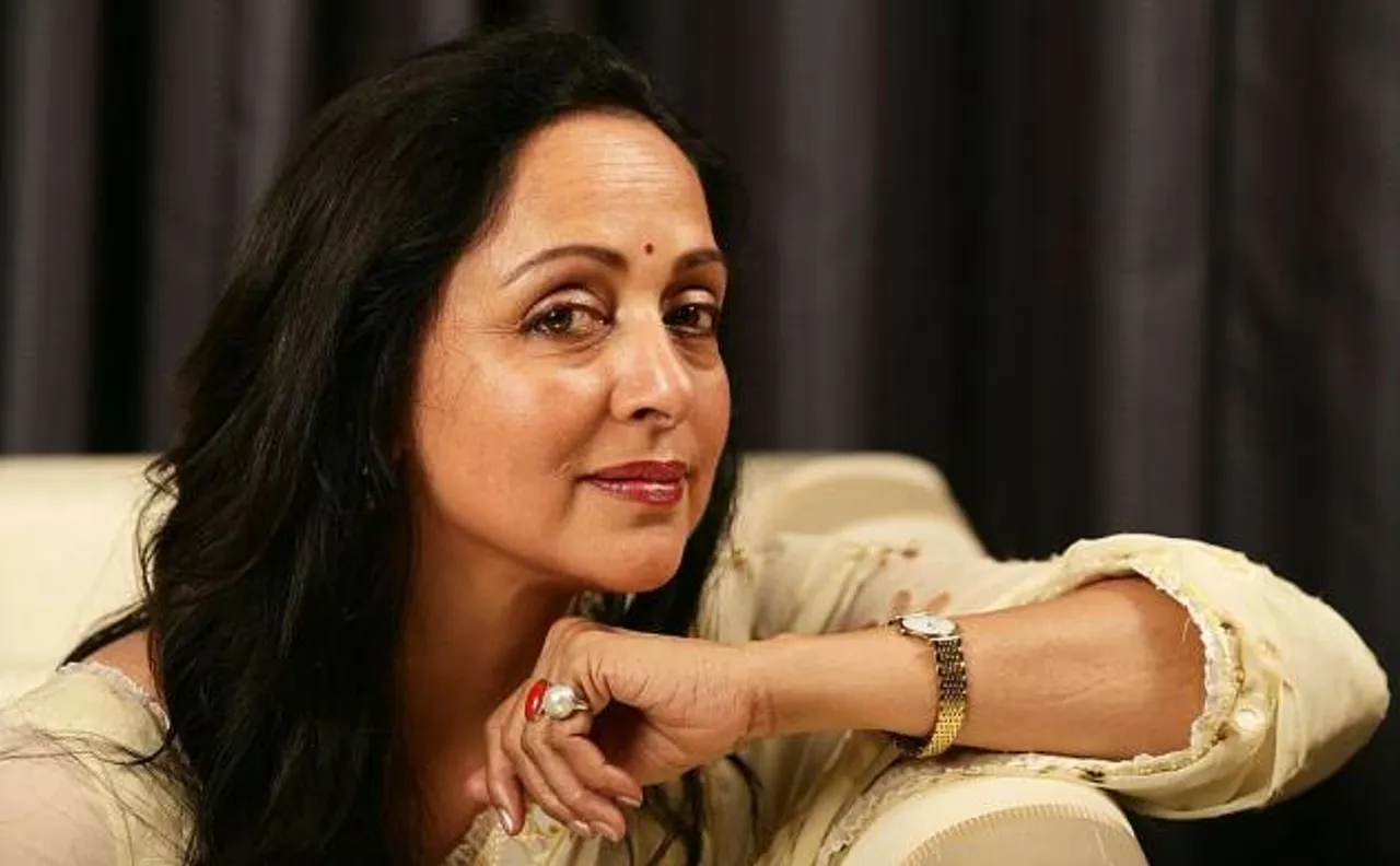 जन्मदिन विशेष- बॉलीवुड “ड्रीम गर्ल” हेमा मालिनी से जुड़ी ये 10 दिलचस्प बातें आप नहीं जानते होंगे