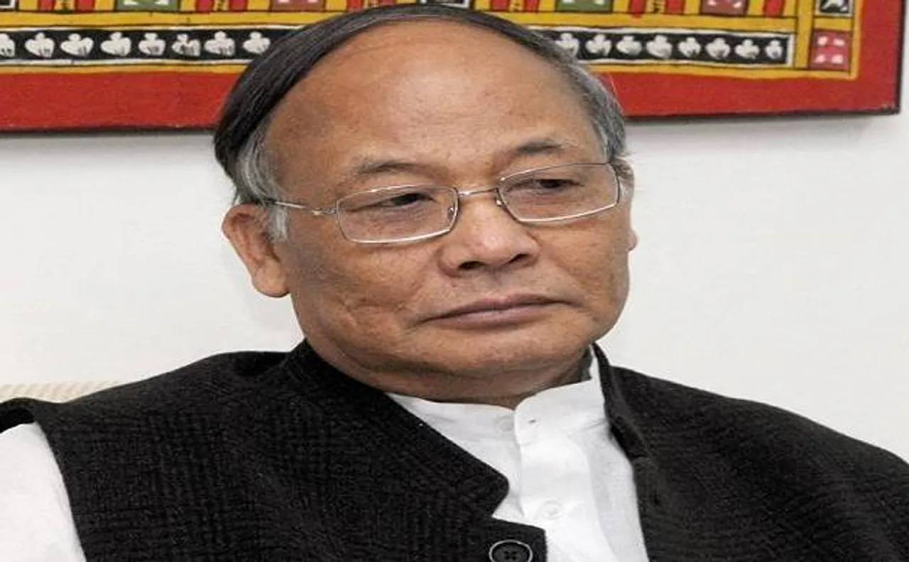 उग्रवादियों की गोलीबारी में बाल-बाल बचे मणिपुर के CM इबोबी सिंह (देखें वीडियो)