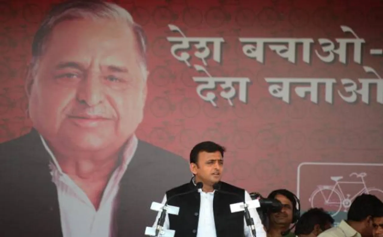 चुनावी कैंपेन वीडियो में अखिलेश बोलते हैं, बाकी सब गायब (Video)