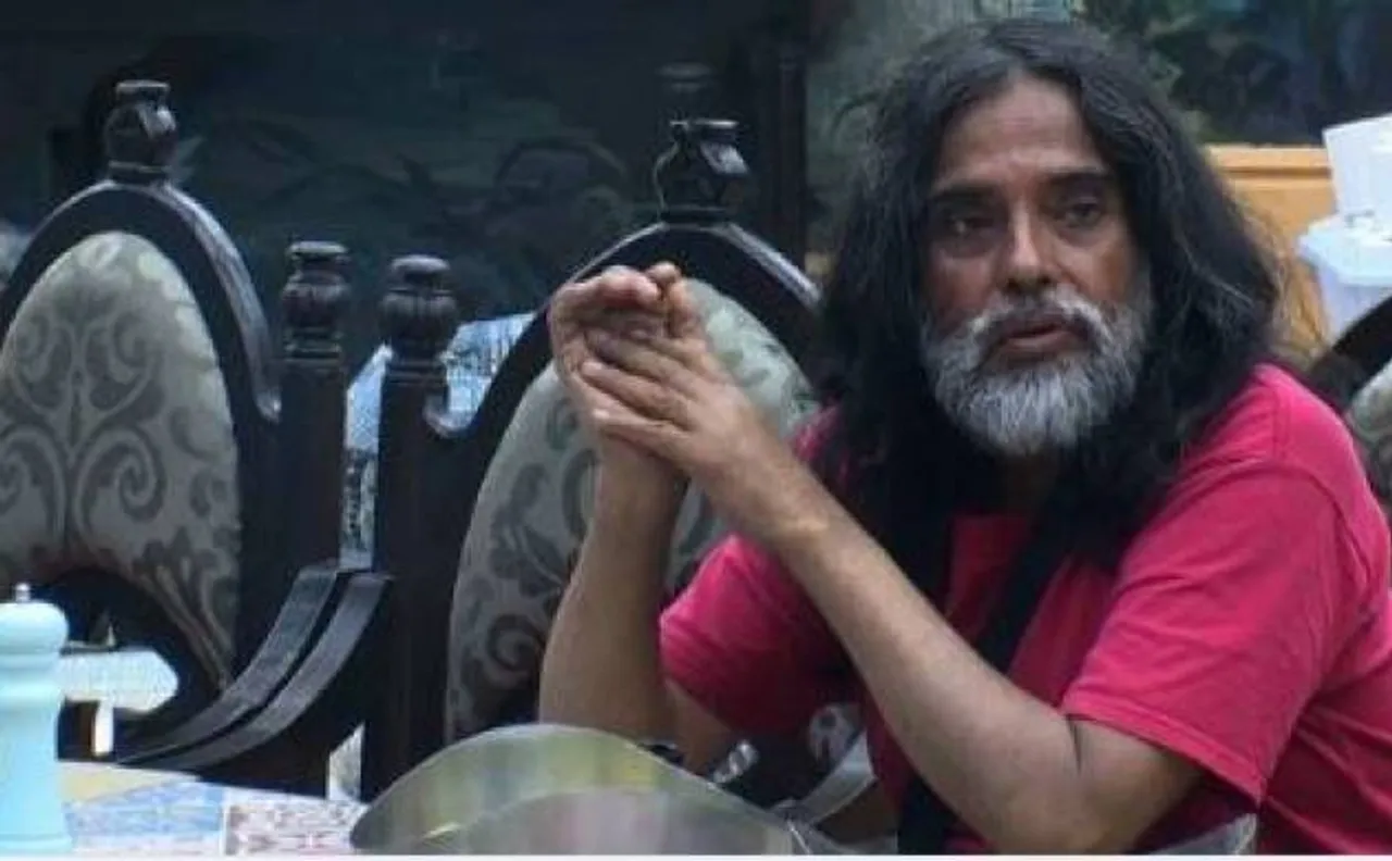 बिग बॉस 10, 31 अक्टूबर- बाबा ने स्वीमिंग पूल में लगाए मोनालिसा के साथ ठुमके, फिर फूट-फूट कर रोए