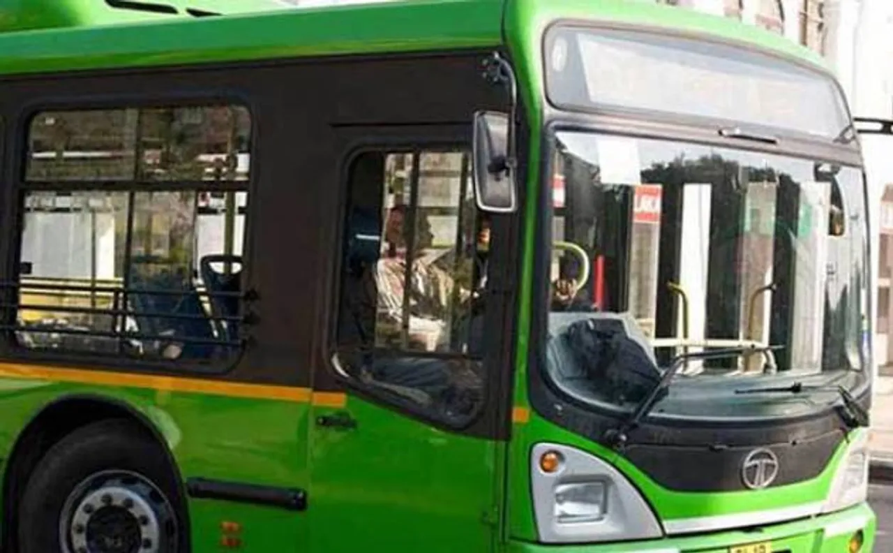 भाई दूज के मौके पर आज महिलाएं मुफ्त में कर सकेंगी डीटीसी बस में सफर