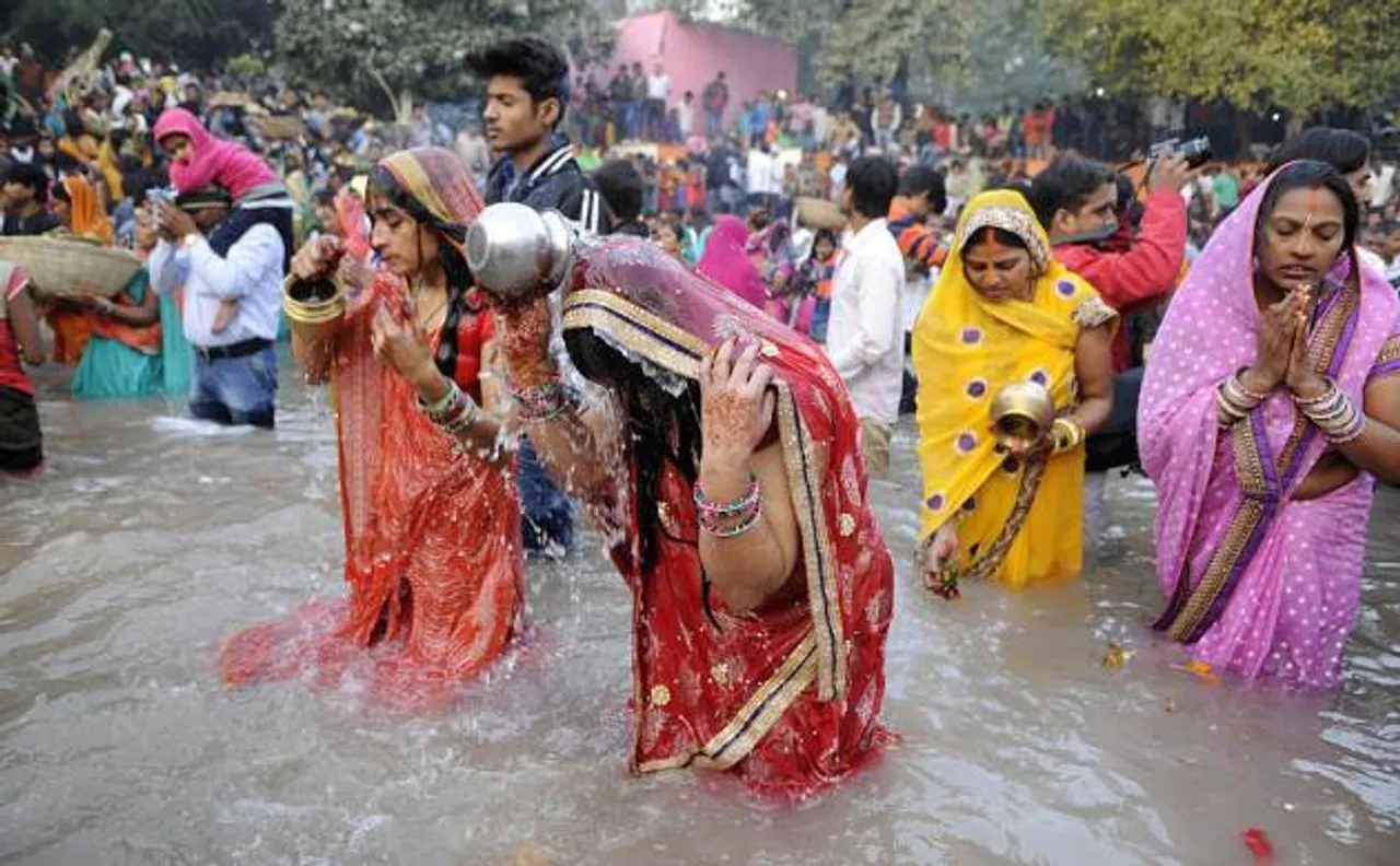 Chhath Puja 2016 : जानें, छठ महापर्व का इतिहास और सबसे पहले किसने शुरू की ये पूजा