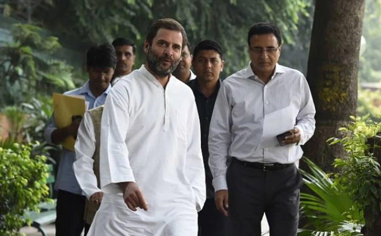 Video: राहुल गांधी फिर से दिल्ली पुलिस की हिरासत में, थाने में हुई तू-तू मैं-मैं