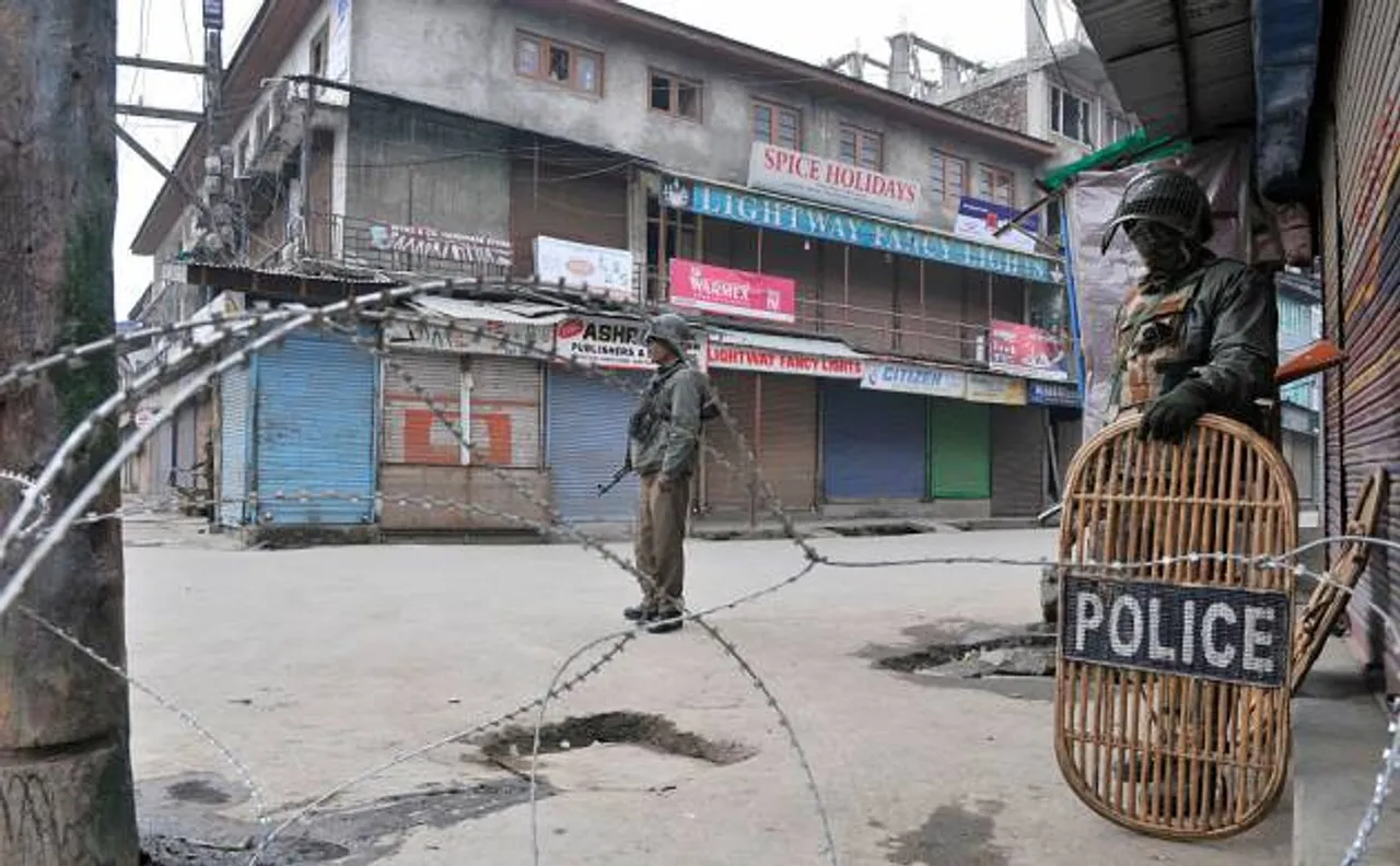 घाटी में अब भी 300 आतंकी हैं एक्टिव, हालात नाजुक- डीजीपी