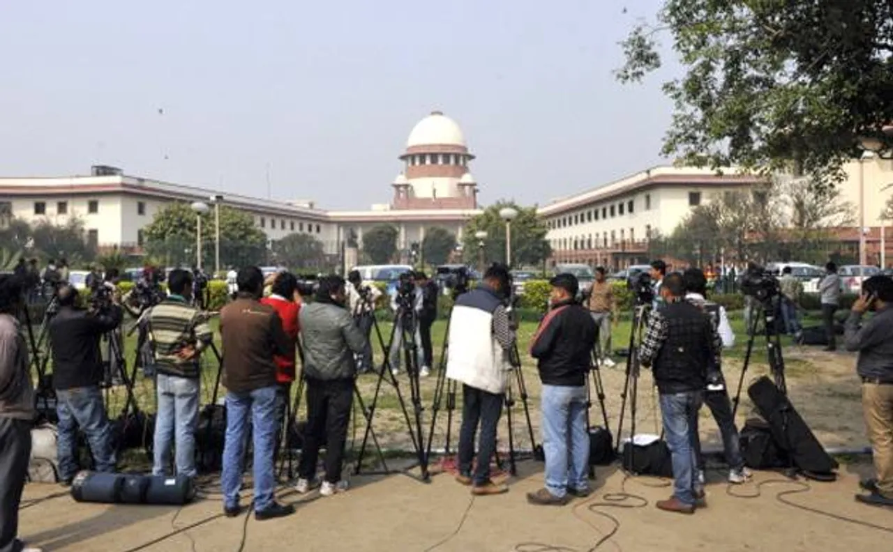 नोट बैन पर कोई भी फैसला लेने से पहले सरकार की भी सुने कोर्ट