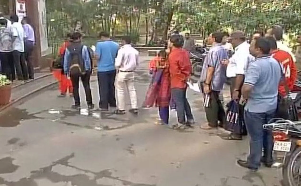 शुक्रवार से एटीएम करेंगे काम, मिलेंगे आपको 2000 के नए और करारे नोट