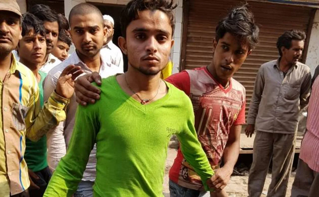 साहिबाबाद की आग कांड में अपनों को खो बैठा रिजवान