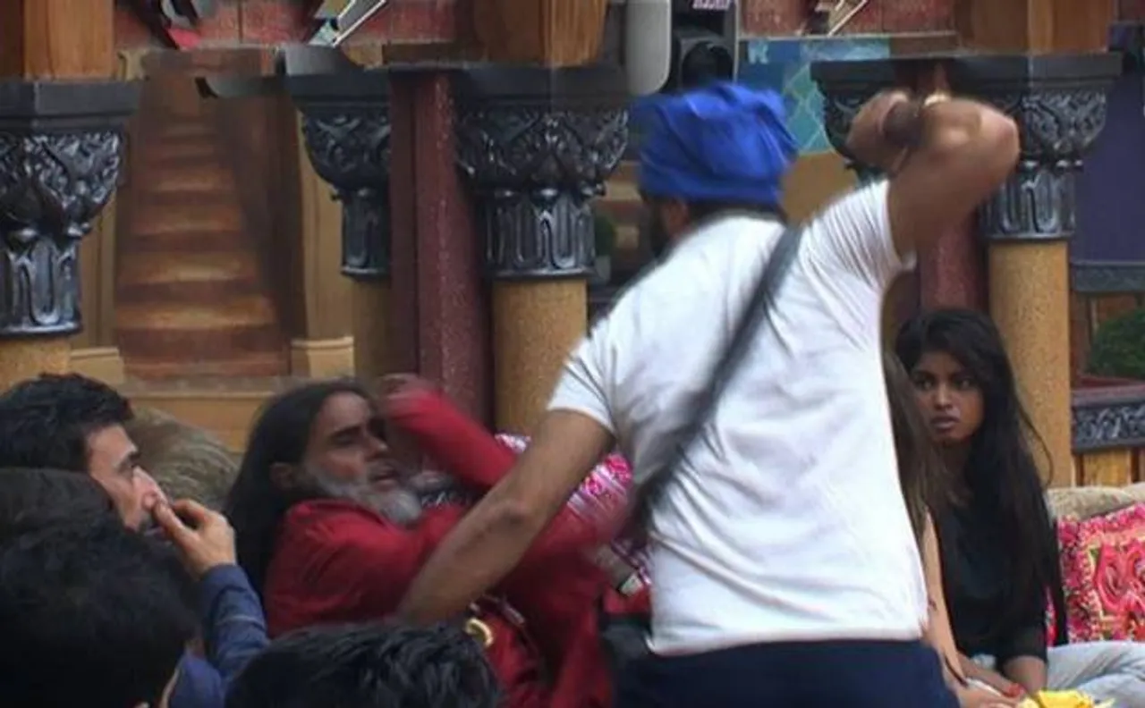 Bigg Boss 10, 14 November- मनु पंजाबी ने उठाया ओम स्वामी पर हाथ
