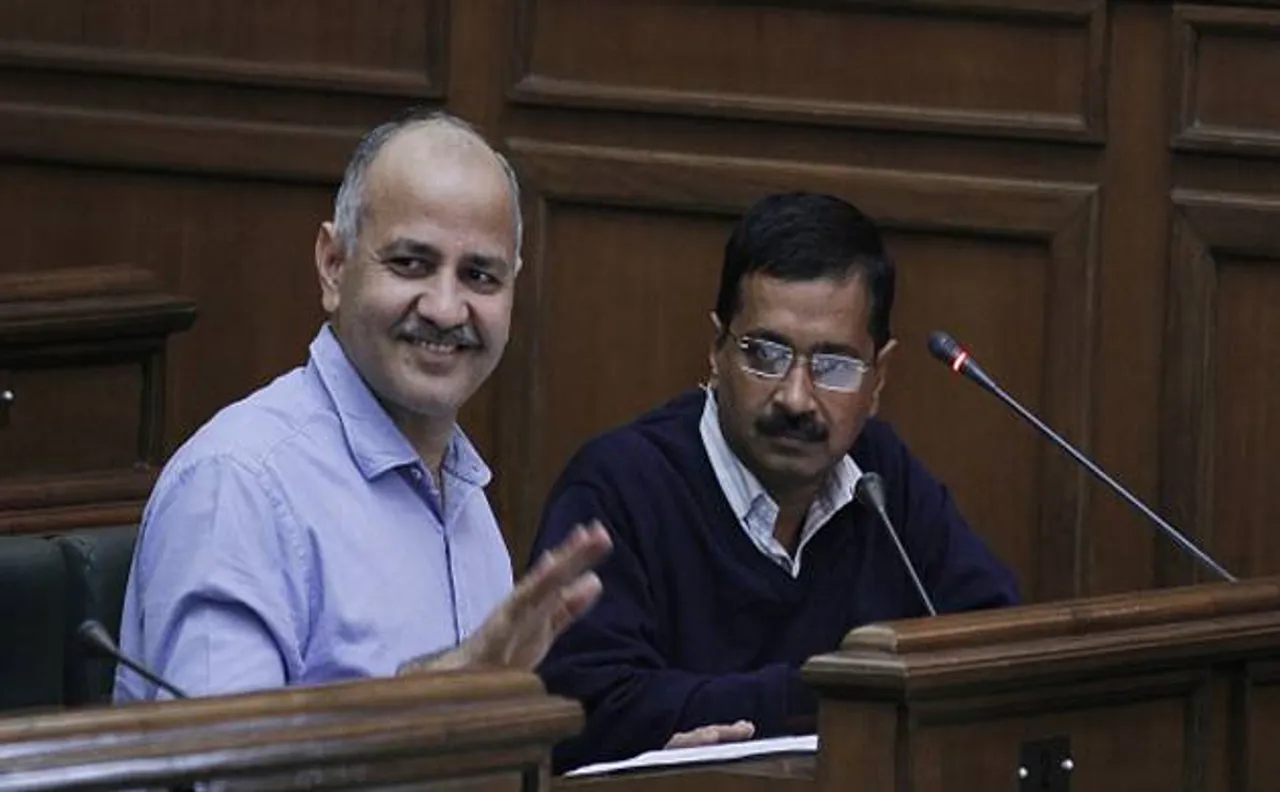 केजरीवाल ने बुलाया विधानसभा का आपात सत्र, नोटबंदी का फैसला वापस ले सरकार