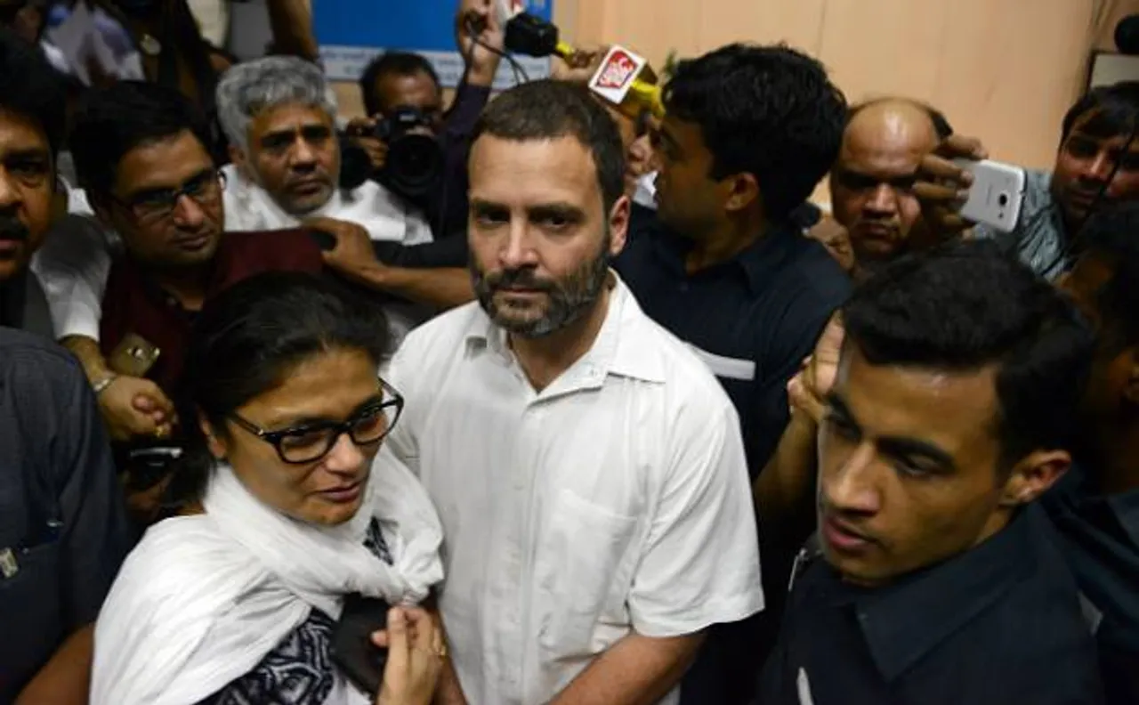 दिल्ली: सरोजनी नगर में राहुल ने जाना रेहड़ी पटरी वालों का हाल, विरोध में लगे नारे