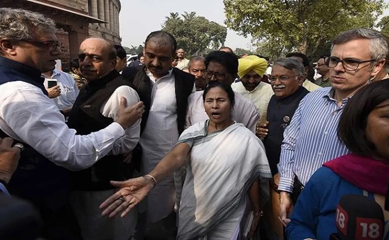 नोटबंदी के मुद्दे पर शीतकालीन सत्र का चौथा दिन भी हंगामे की भेंट चढ़ गया