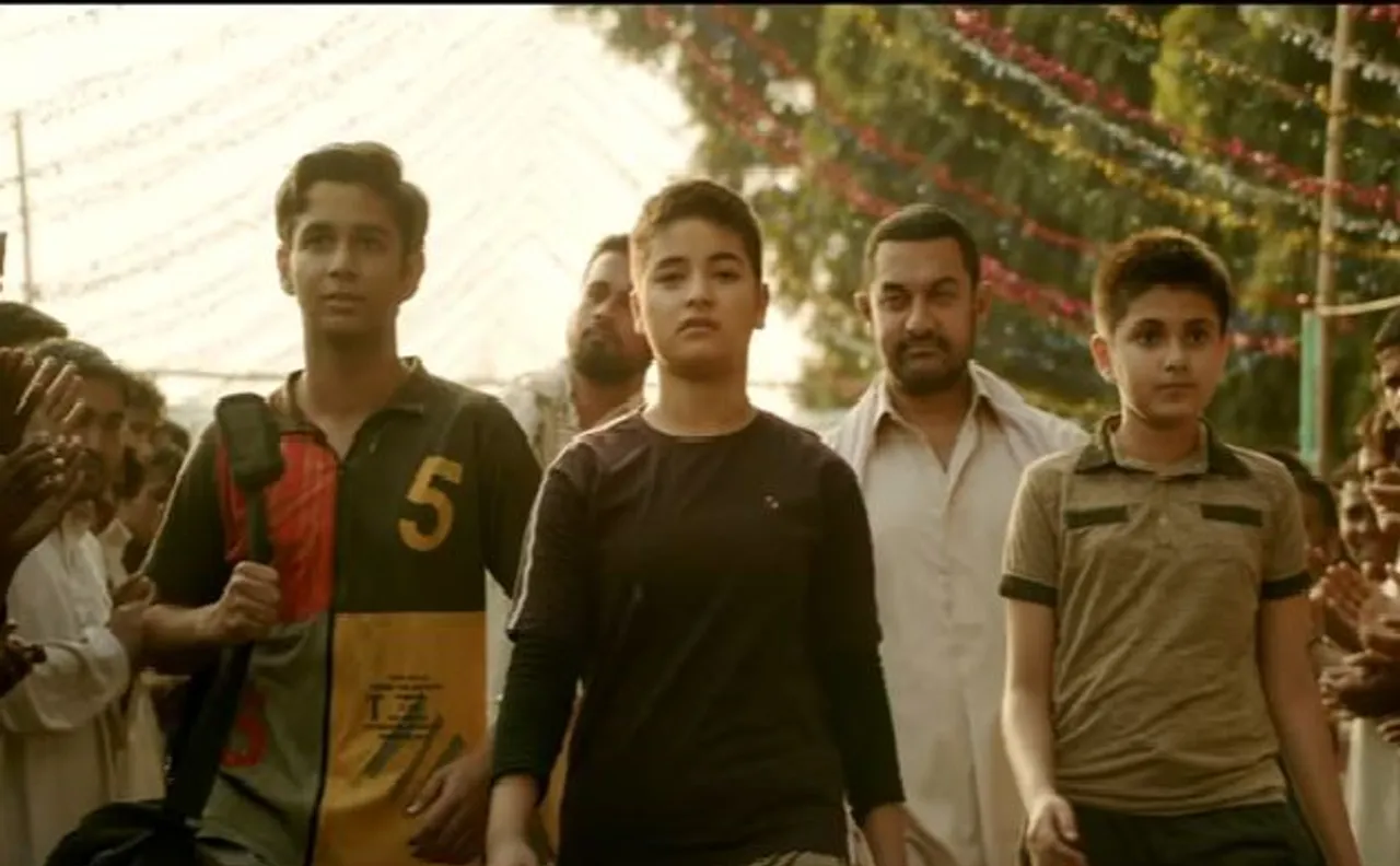 दंगल की 'धाकड़' लड़कियों की ललकार..'तन्ने चारों खाने चित कर देगी, तेरे पुर्जे फिट कर देगी'