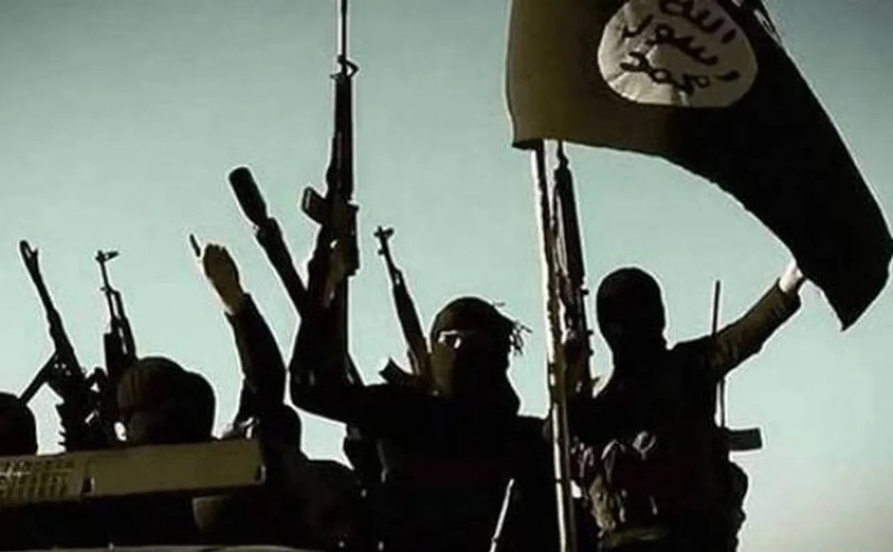 सीरिया और इराक से भाग रहे ISIS आतंकी यूरोप में कर सकते हैं रासायनिक हथियारों से हमला