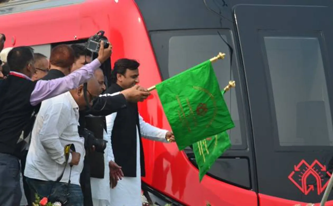 अखिलेश यादव ने लखनऊ मेट्रो के ट्रायल को दिखाई हरी झंडी (Video)