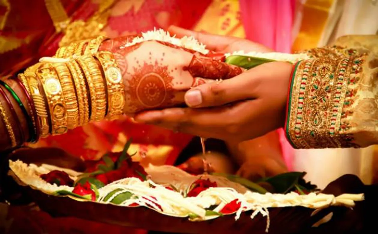 नोटबंदी की वजह से फतेहपुर में शादी की शहनाई की जगह मना मौत का मातम