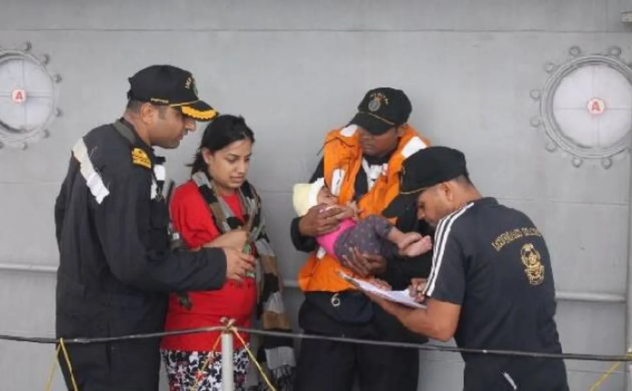 PHOTO: हैवलॉक द्वीप से सभी 2,376 पर्यटकों को निकाला गया