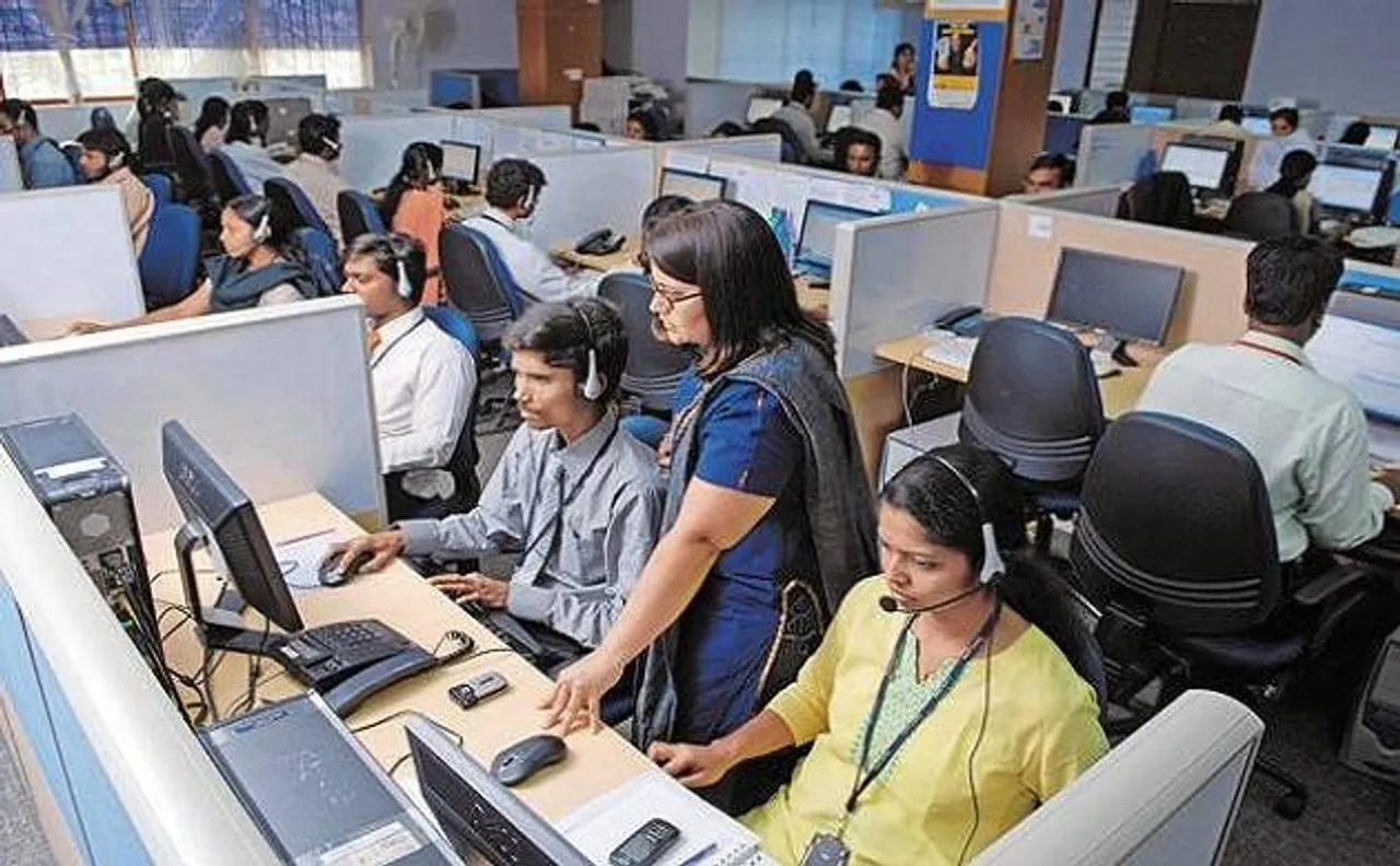 अक्टूबर में सर्विस एक्सपोर्ट में करीब 5 फीसदी की गिरावट