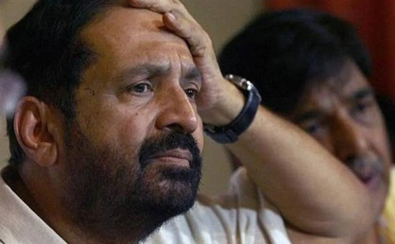 कॉमनवेल्थ गेम्स भ्रष्टाचार मामले के आरोपी कलमाड़ी ने भारी दबाव के बाद भारतीय ओलंपिक संघ के अध्यक्ष पद लेने से किया इनकार