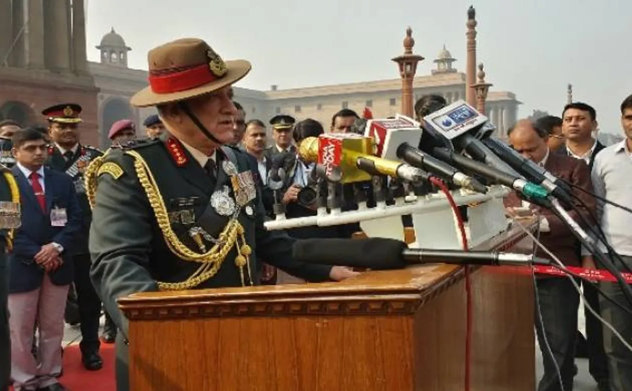 सेना प्रमुख बिपिन रावत की चेतावनी, कहा- 'हम शांति में विश्वास रखते हैं, इसका मतलब यह नहीं कि हम कमजोर हैं'