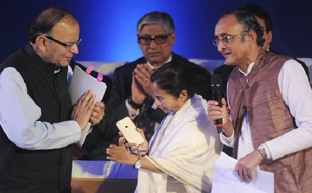 नोटबंदी और सीबीआई की कार्रवाई से नाराज ममता ने कहा- नहीं चाहिए मोदी जैसा पीएम, आडवाणी, जेटली या राजनाथ होंगे बेहतर विकल्प