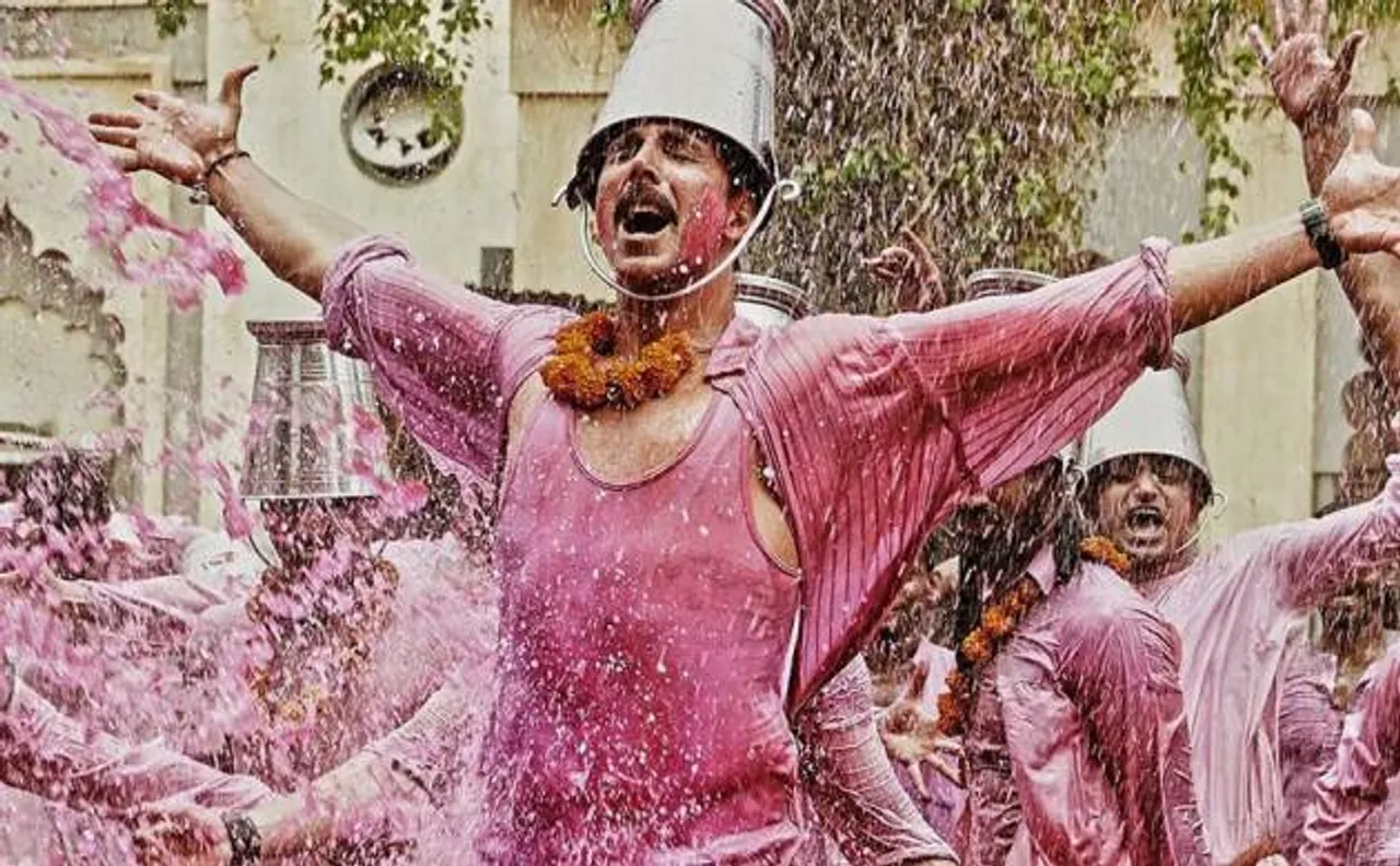 जब बच्चे के साथ 'गो पागल' के रंग में डूबे जॉली एलएलबी यानि अक्षय कुमार