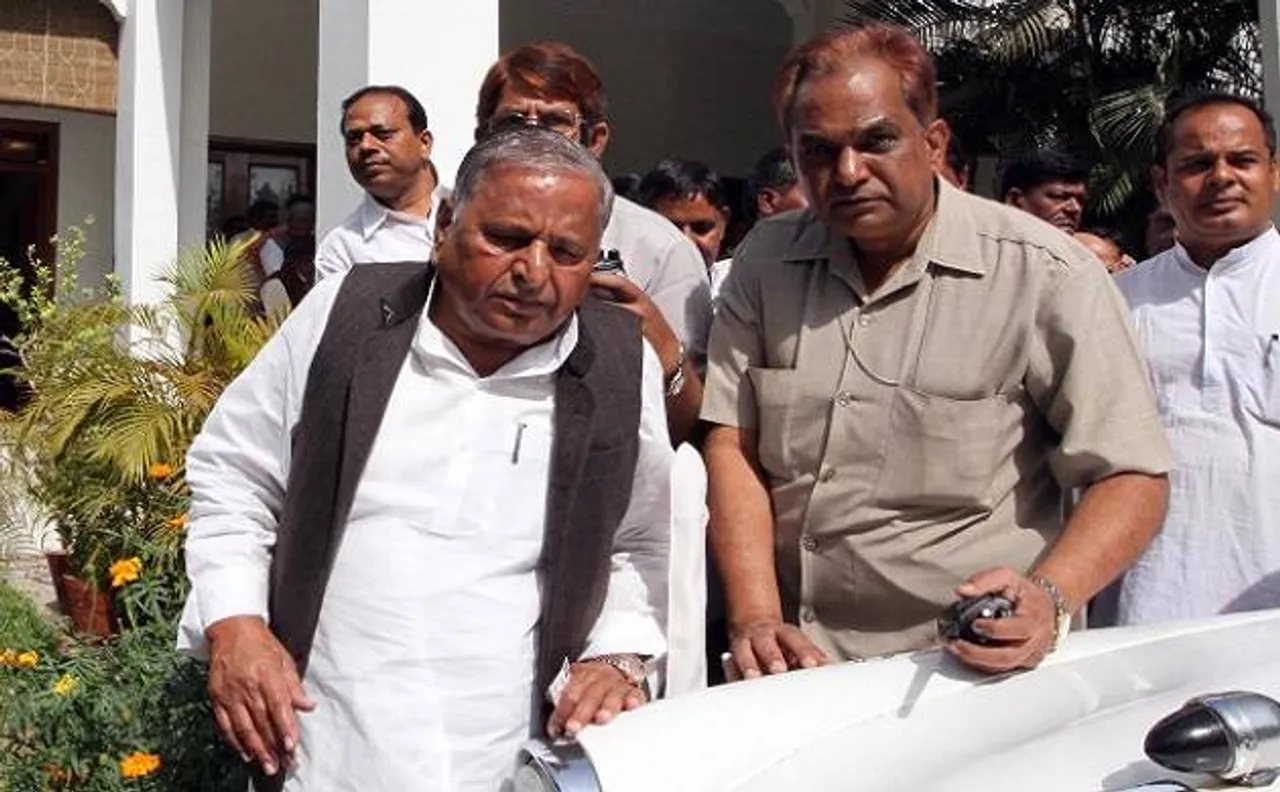 सपा में चल रहे घमासान के लिए मुलायम ने बताया रामगोपाल को जिम्मेदार, कहा मेरे और बेटे अखिलेश के बीच कोई मतभेद नहीं
