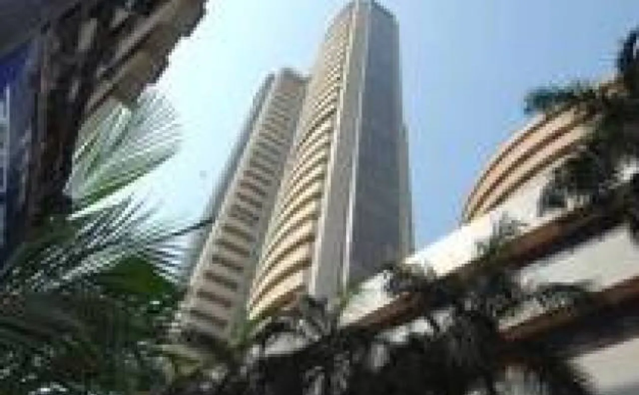 शुरुआती कारोबार में सेंसेक्स और निफ्टी में गिरावट