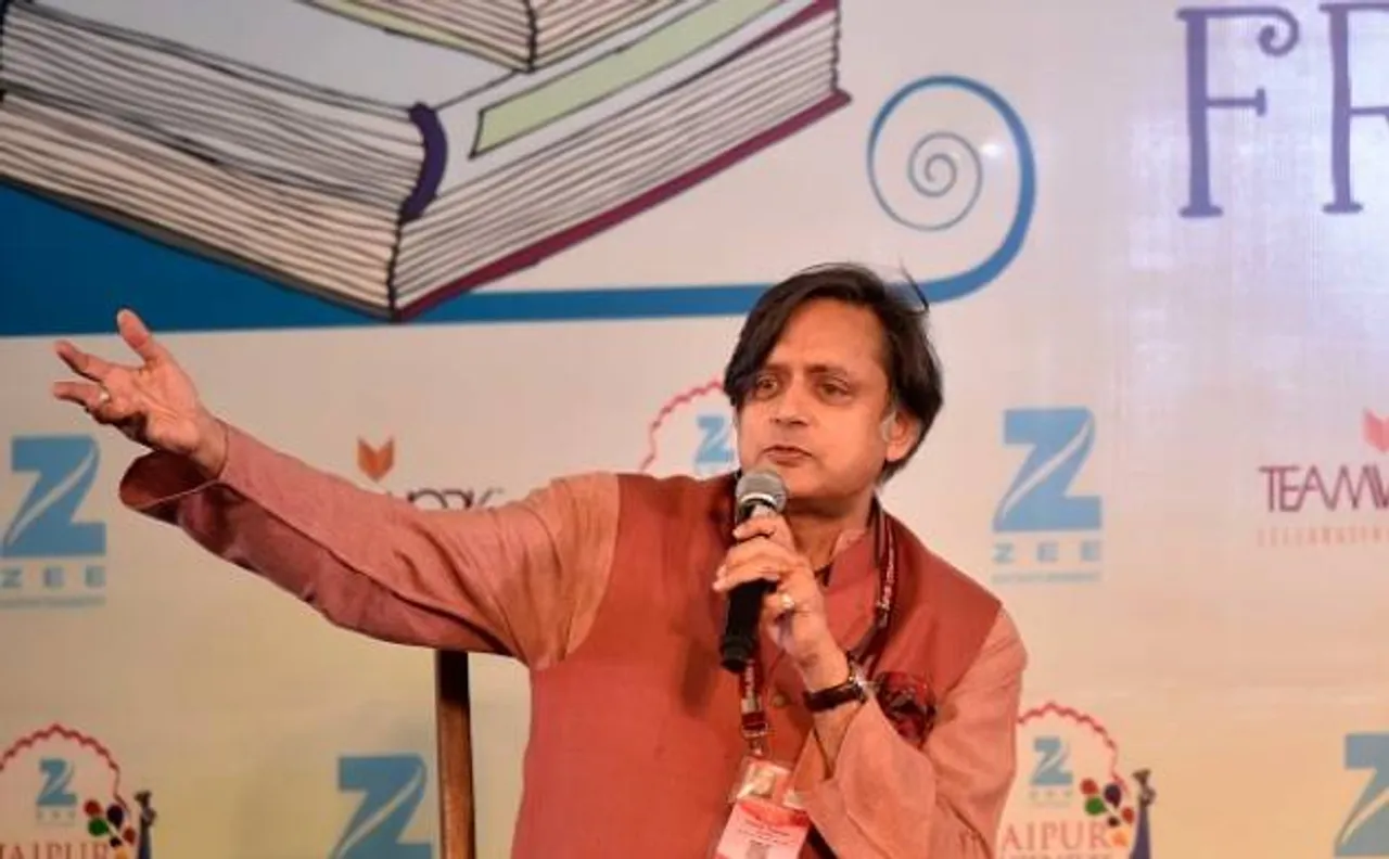थरूर ने कहा, स्कूलों में रामायण और महाभारत की होनी चाहिए पढ़ाई