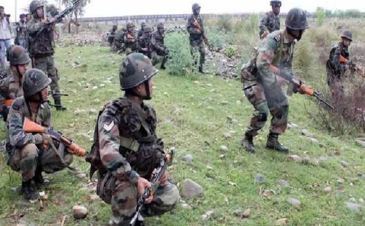 गणतंत्र दिवस से पहले जम्मू-कश्मीर में सेना और आतंकियों के बीच मुठभेड़, दो आतंकी ढेर