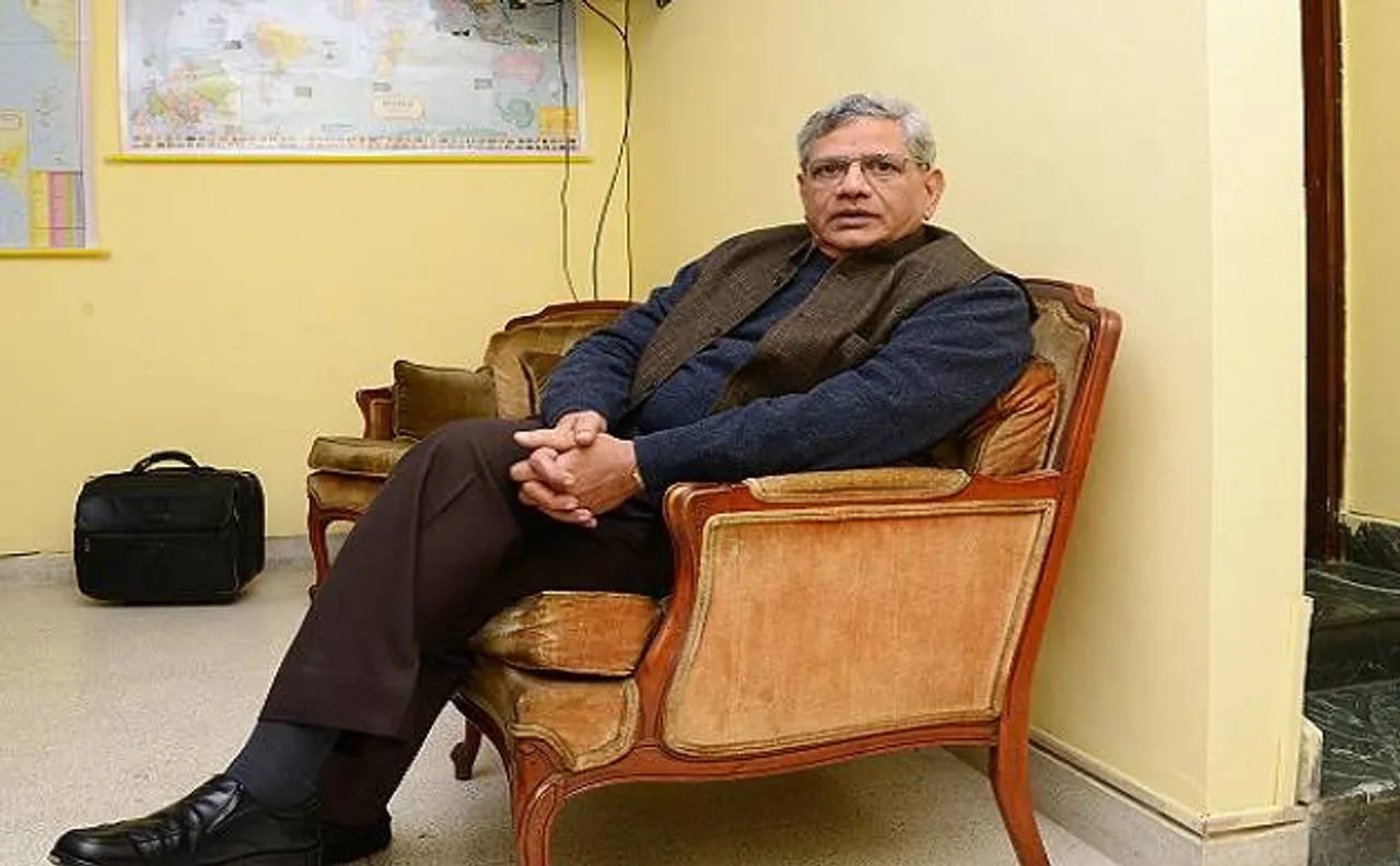 फिल्म निर्देशक भंसाली की पिटाई पर माकपा ने केंद्र-राज्य सरकार पर उठाए सवाल