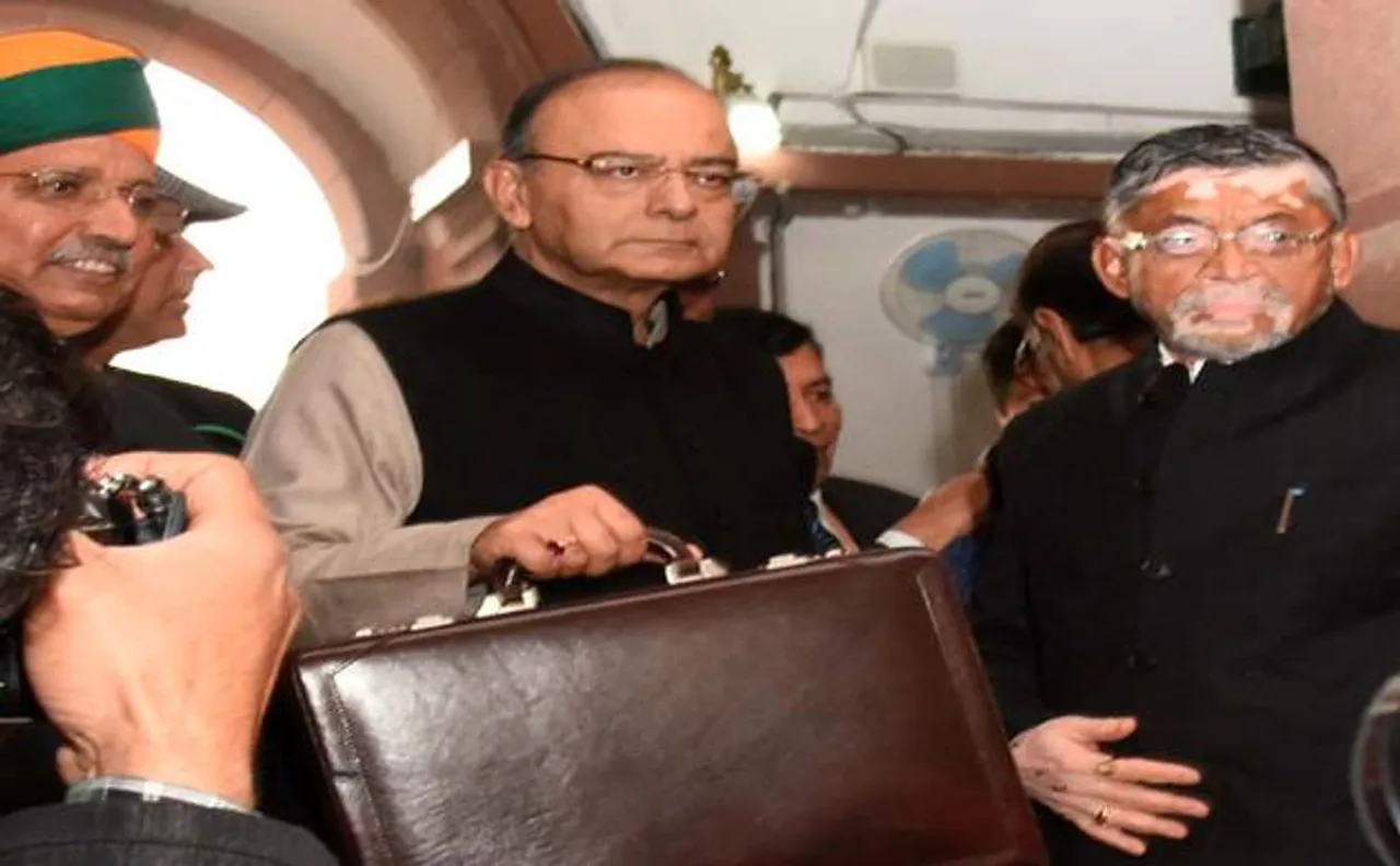 बजट 2017: जानें मोदी सरकार के चौथे बजट में क्या हुआ सस्ता और क्या महंगा