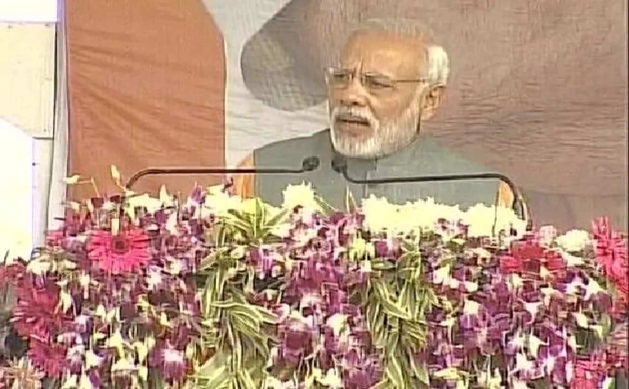 पीएम मोदी ने मेरठ की रैली में सर्जिकल स्ट्राइक पर कहा, पाकिस्तान में घुसकर पाई-पाई का हिसाब चुकाया
