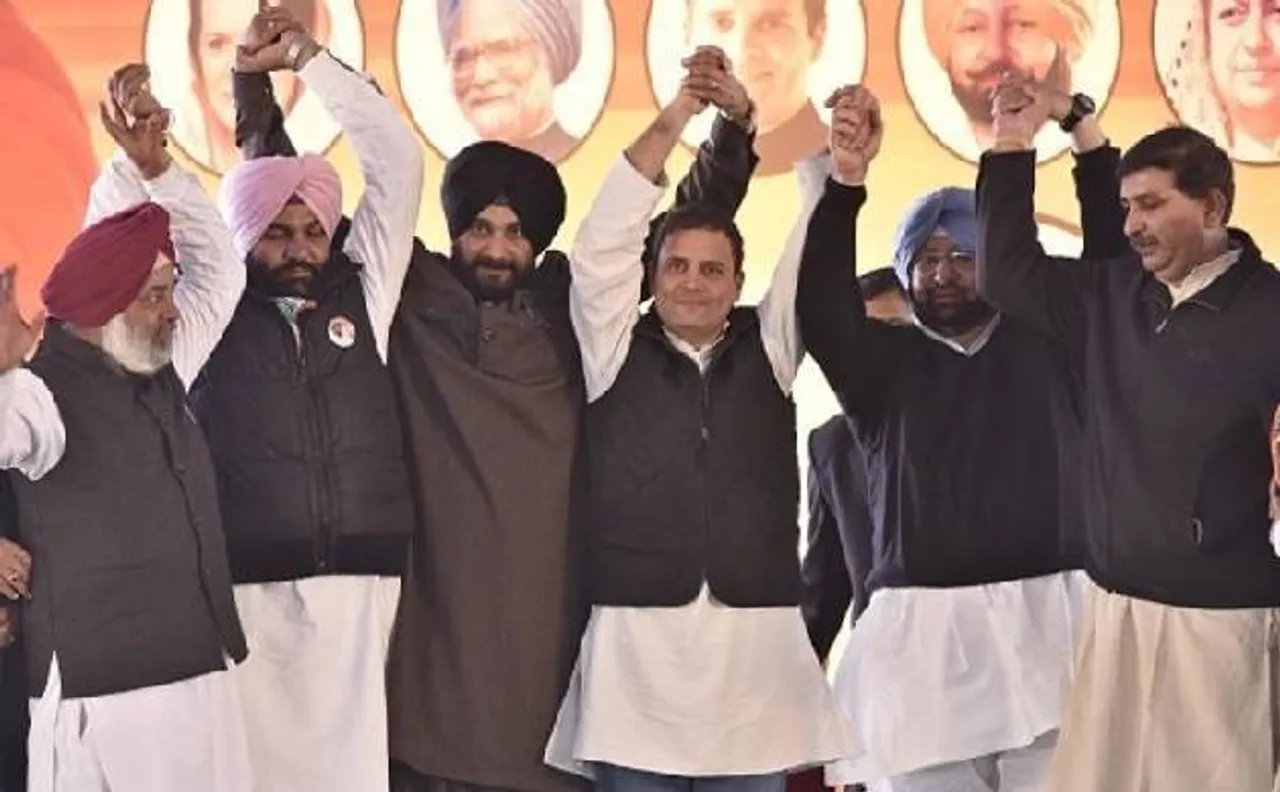 विधानसभा चुनाव: पंजाब और गोवा के उम्मीदवारों की किस्मत ईवीएम मशीन में बंद, गोवा में बना वोटिंग का रिकॉर्ड