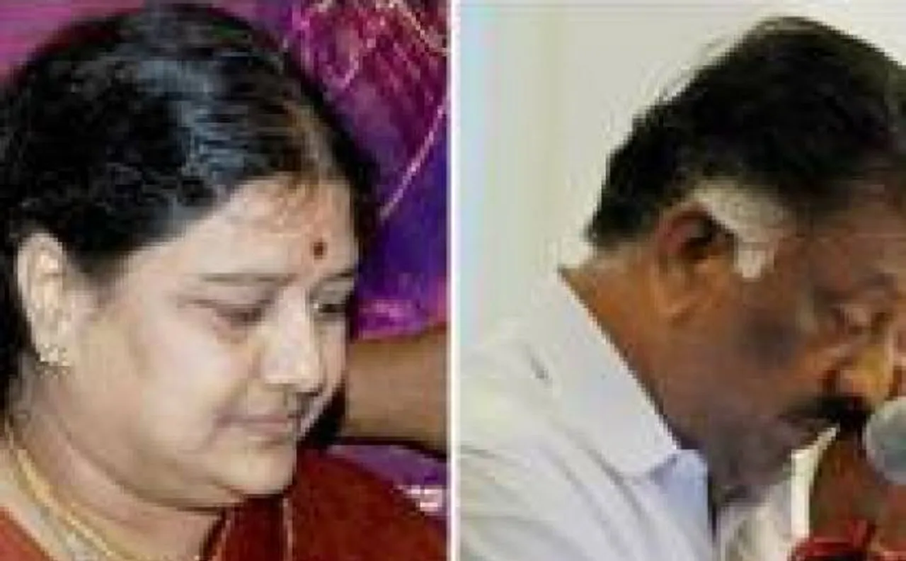 AIADMK नेता मानते हैं कि जनमत पन्नीरसेल्वम के साथ, शशिकला की जनता में नहीं है पैठ