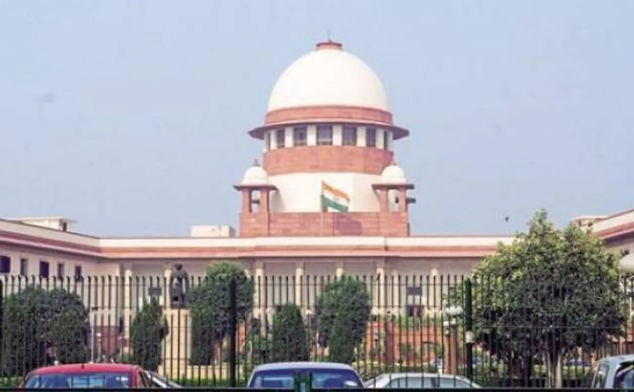 SC ने शशिकला को सीएम पद की शपथ लेने से रोकने वाली याचिका पर सुनवाई से किया इनकार
