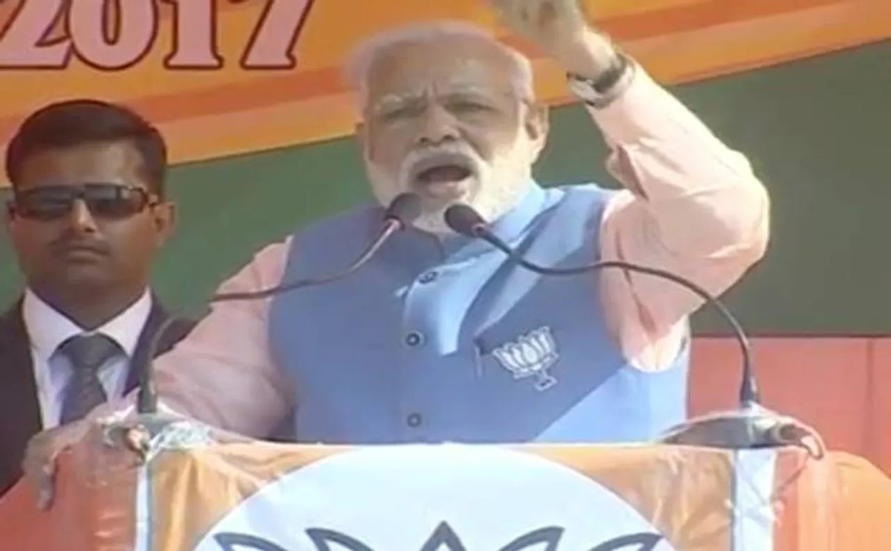 यूपी विधानसभा चुनावः मोदी के बयान पर सपा का पलटवार, RSS ने 1987 में मुलायम पर करवाया था हमला